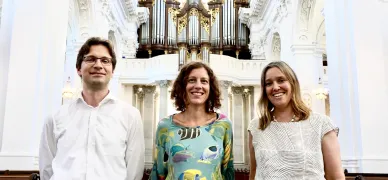 3 Organisten leicht: Benjamin Gu&eacute;lat, Nadia Bacchetta und Sally Jo R&uuml;edi (Foto: Nadia Bacchetta)